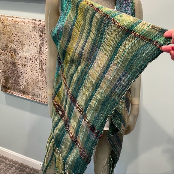 Hand Woven Spring Tunic / Vest - Picture 7 of 15